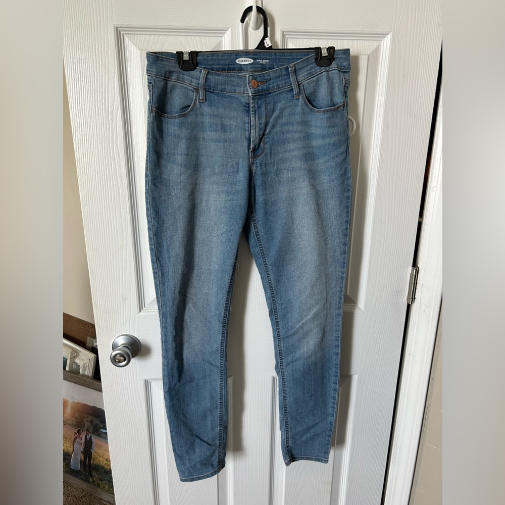 4 Pairs Old Navy Skinny Jeans